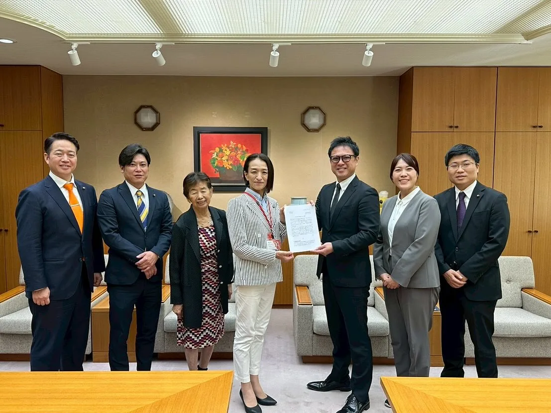 今日は会派「あさか未来」として、松下市長へ次年度の予算要望を提出してきました📄✨